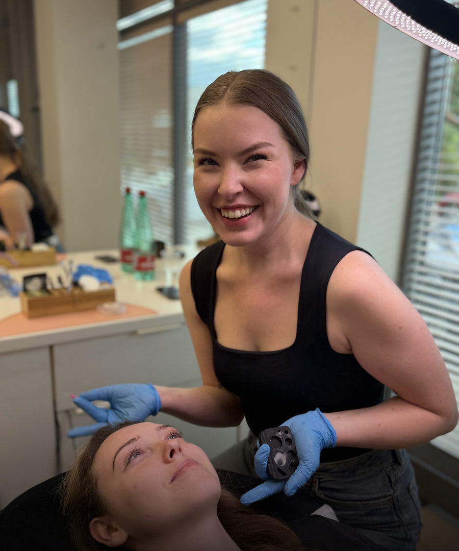 Korean Lash Lift mokymai su Simona